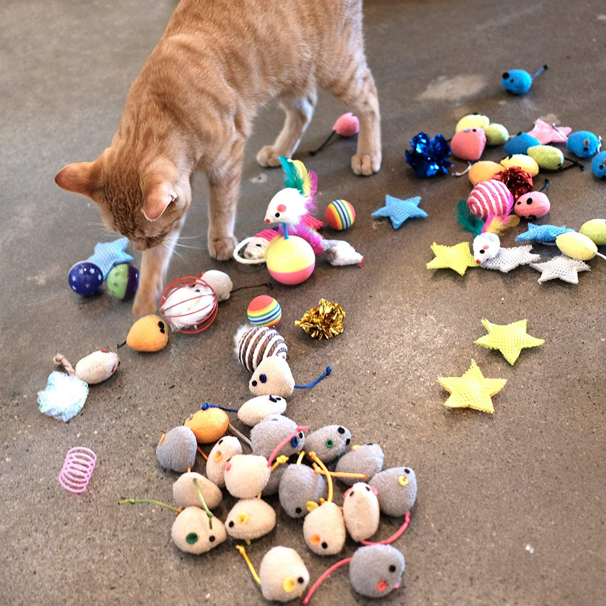 20-Piece Cat Toy Set with Catnip Mice for Interactive Play - Ideal for Cats, Kittens, and Puppies (Grey)